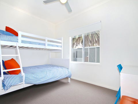 Seas The Day - Darwin Holiday 13