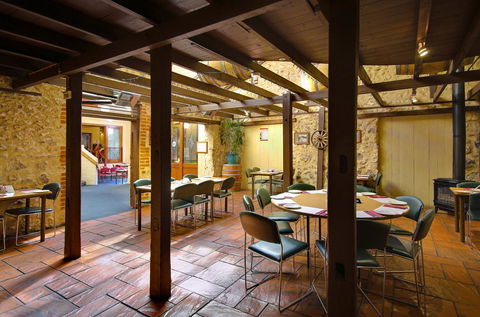 Victoria Hotel Strathalbyn - Darwin Holiday 12