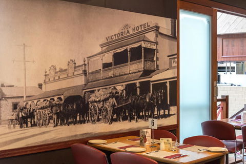 Victoria Hotel Strathalbyn - Darwin Holiday 21