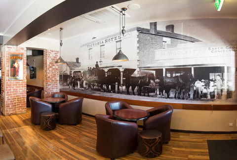 Victoria Hotel Strathalbyn - Darwin Holiday 19