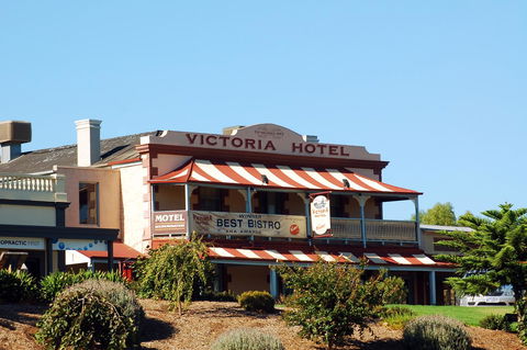 Victoria Hotel Strathalbyn - Darwin Holiday 9