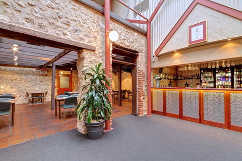 Victoria Hotel Strathalbyn - Darwin Holiday 10