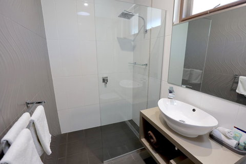 Robe Central Motel - Darwin Holiday 40