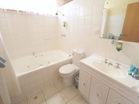 Robe Central Motel - Darwin Holiday 15