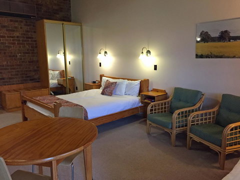 Coonawarra Place Motor Inn - Darwin Holiday 27