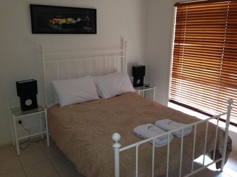 Shiraz Cottage - Darwin Holiday 2