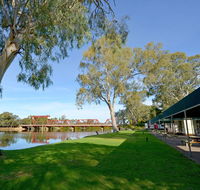 Riverbend Caravan Park Renmark - Darwin Holiday