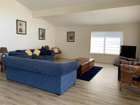 Emu Bay Lodge - Darwin Holiday 6