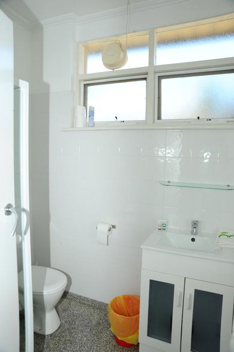 Glenelg Holiday Apartments-Ellis - Darwin Holiday 10