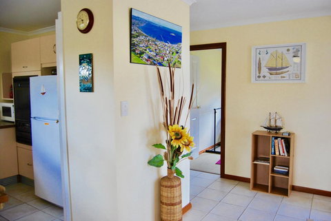 Annie\'s Balquhidder Cottage - Darwin Holiday 3