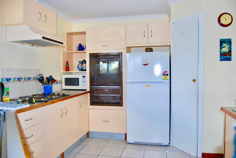 Annie\'s Balquhidder Cottage - Darwin Holiday 5