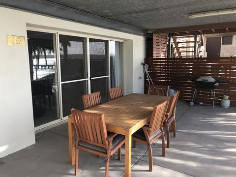 Beachside & Jetty View Apartment 6 - Captain\'s Apt - Darwin Holiday 38