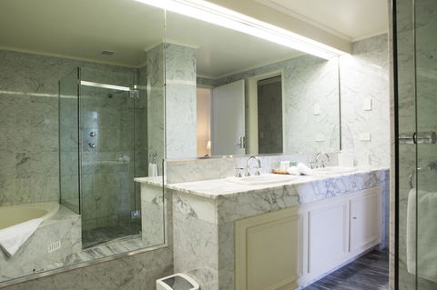 Hotel Richmond On Rundle Mall - Darwin Holiday 24