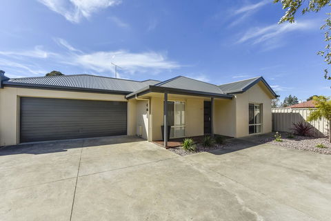 City Fringe Apartment B, Mount Gambier - Darwin Holiday 11