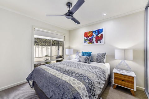 City Fringe Apartment B, Mount Gambier - Darwin Holiday 2