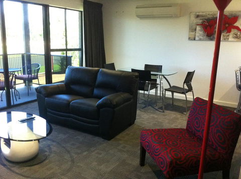 Cattlemans Country Motor Inn & Serviced Apartments - Darwin Holiday 23