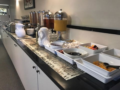 Cattlemans Country Motor Inn & Serviced Apartments - Darwin Holiday 4
