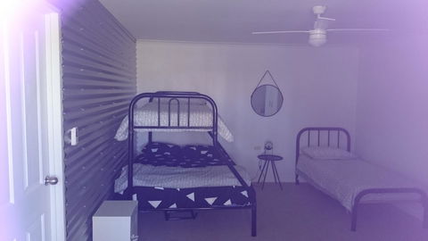 Hilltop Escape - Darwin Holiday 7