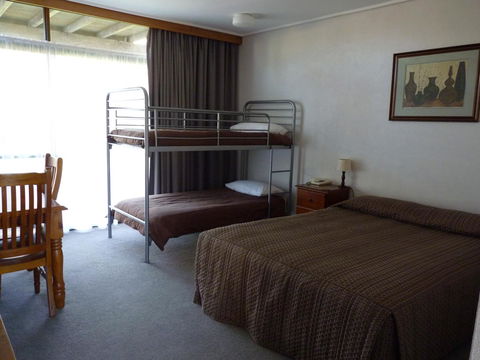 Coonawarra Motor Lodge - Darwin Holiday 10