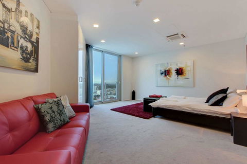 Executive Suite, Incredible Views Of City - Darwin Holiday 6