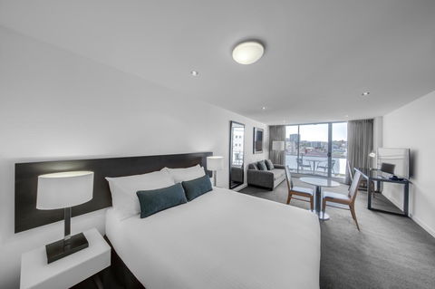 Adina Apartment Hotel Wollongong - Darwin Holiday 9