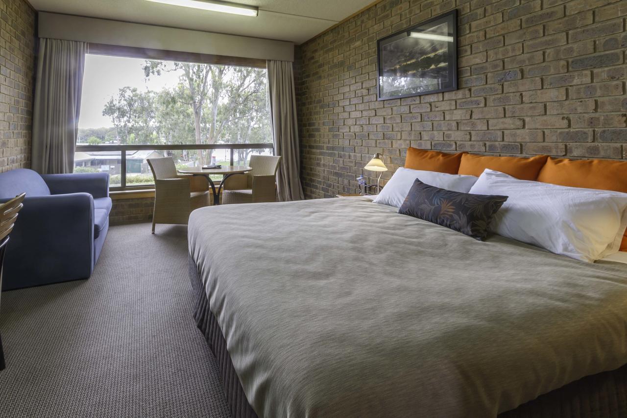 Mannum SA Darwin Holiday