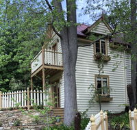 Aldgate Creek Cottage Bed and Breakfast - Darwin Holiday