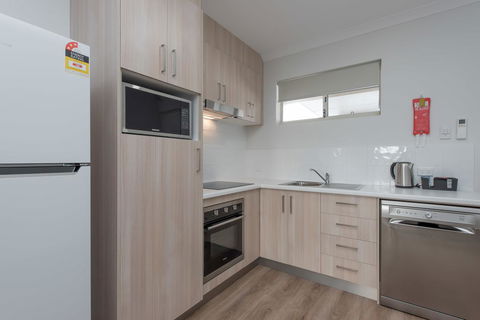 Jurien Bay Motel Apartments - Darwin Holiday 16