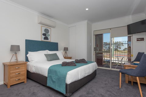 Jurien Bay Motel Apartments - Darwin Holiday 14
