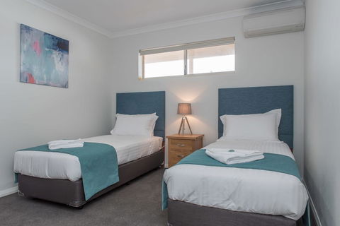 Jurien Bay Motel Apartments - Darwin Holiday 18