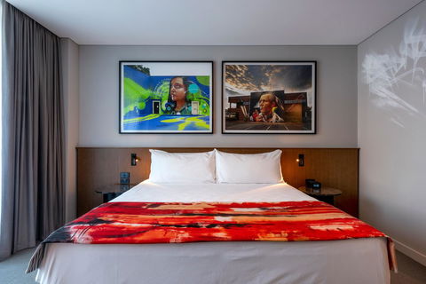 The Adnate Perth - Art Series - Darwin Holiday 16