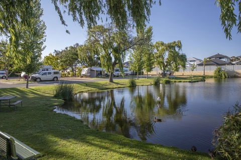 Karrinyup Waters Resort - Darwin Holiday 44