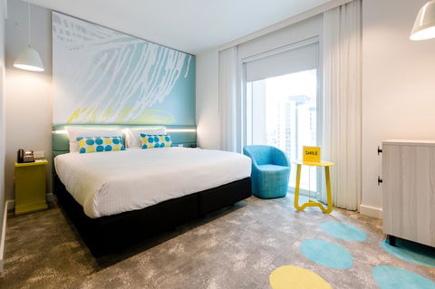 Ibis Styles East Perth - Darwin Holiday 24