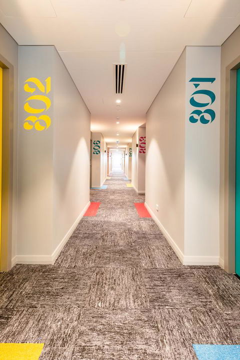 Ibis Styles East Perth - Darwin Holiday 17