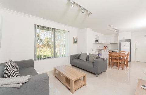 Yaran Suites - Darwin Holiday 1