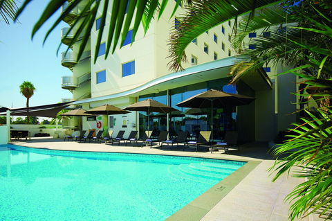 Crown Promenade Perth - Darwin Holiday 7
