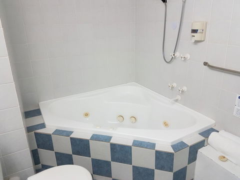 Mandurah Family Resort - Darwin Holiday 2