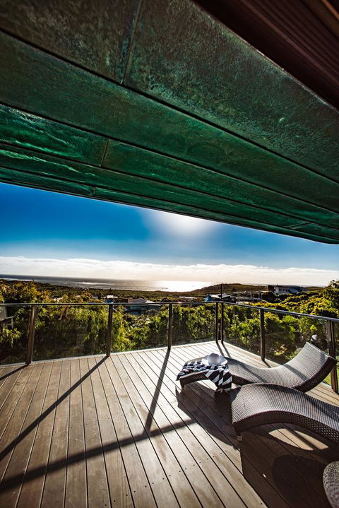 The Roozen Residence - Darwin Holiday 12