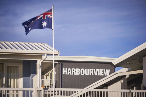 Harbour View Apartments - Darwin Holiday 24