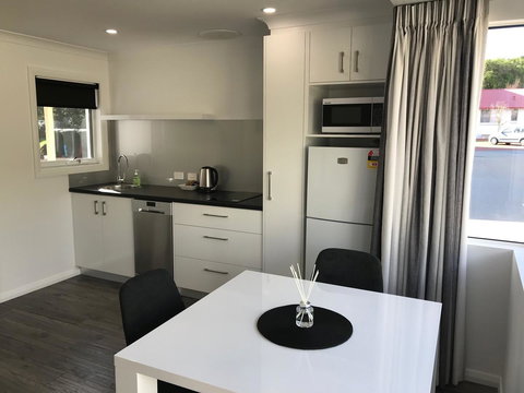 Pelicans Albany Middleton Beach - Darwin Holiday 20