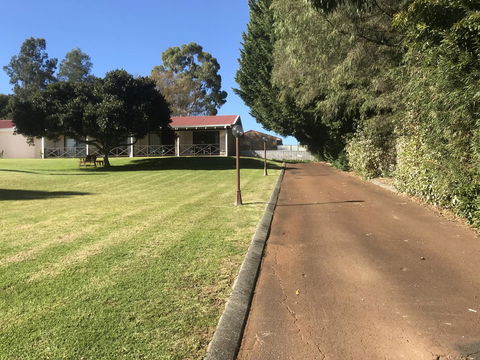Karri Forest Motel - Darwin Holiday 2