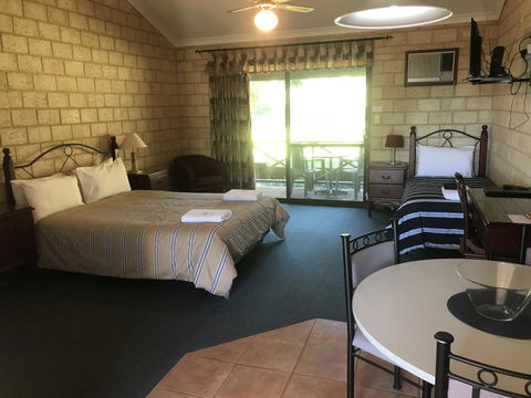 Karri Forest Motel - Darwin Holiday 8