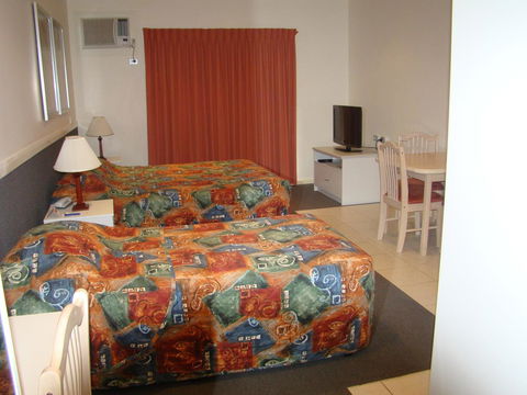 Dunsborough Central Motel - Darwin Holiday 17