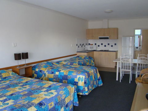 Dunsborough Central Motel - Darwin Holiday 34