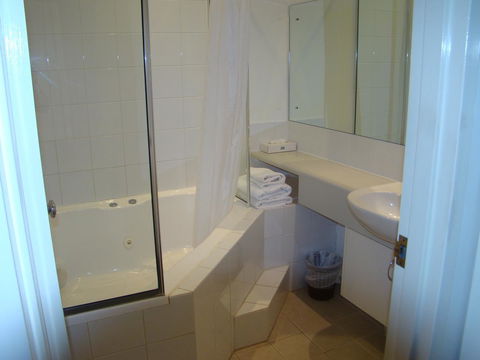 Dunsborough Central Motel - Darwin Holiday 11