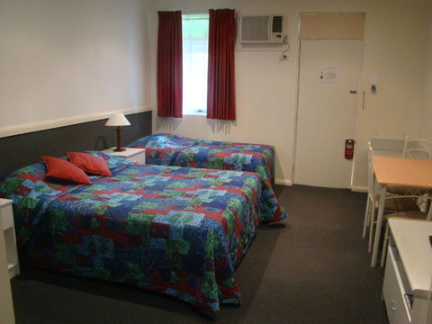 Dunsborough Central Motel - Darwin Holiday 30