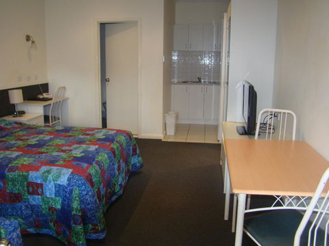 Dunsborough Central Motel - Darwin Holiday 16