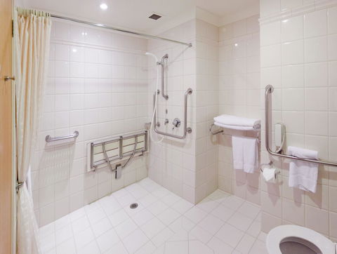 Duxton Hotel Perth - Darwin Holiday 5