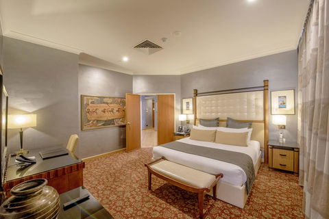Duxton Hotel Perth - Darwin Holiday 17