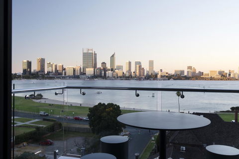 Quest South Perth Foreshore - Darwin Holiday 14